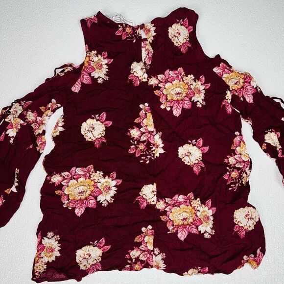 Hippie Rose Womens Floral Print Cold Shoulder Blouse Burgundy XS NWT - Picture 9 of 11